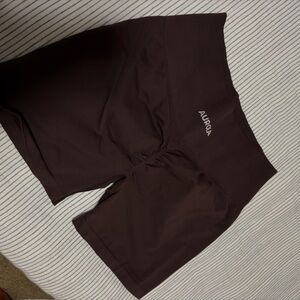 Aurola workout shorts